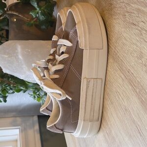 Converse Chuck Taylor All Star Cruise platform sneakers